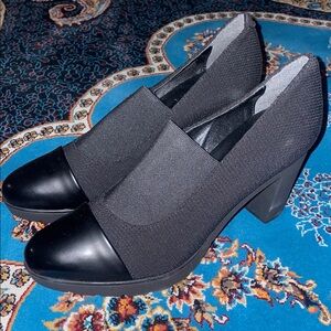 RON WHITE comfortable heels